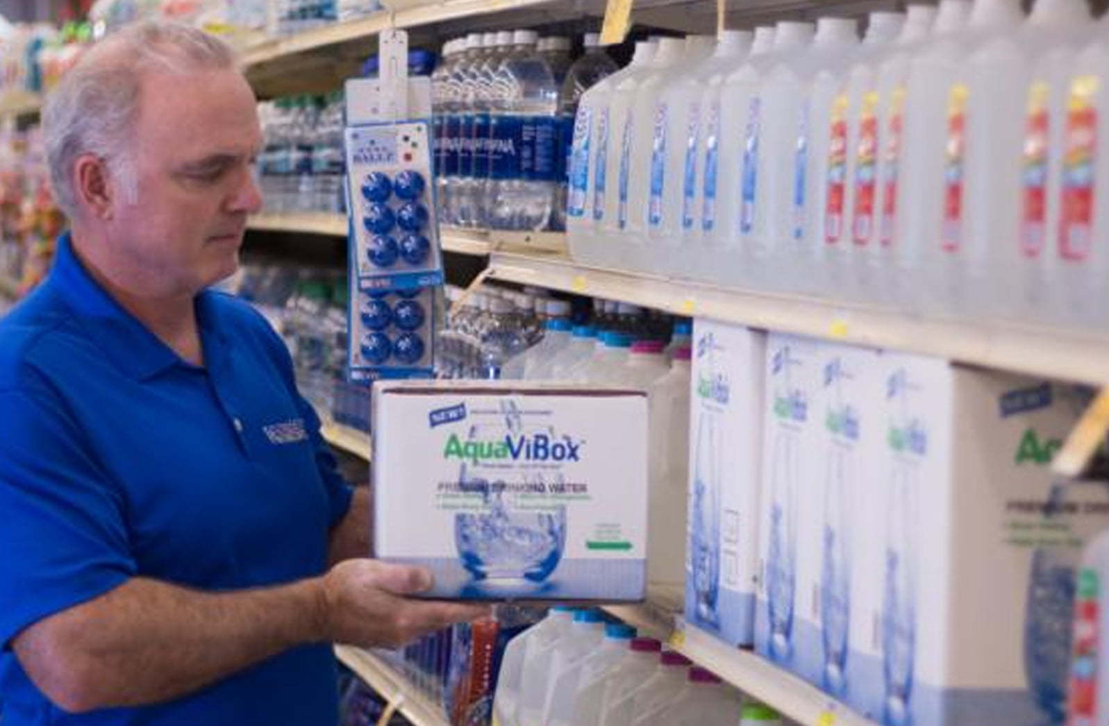 Bolsa en caja Packaging se convierte en una solución innovadora para el agua